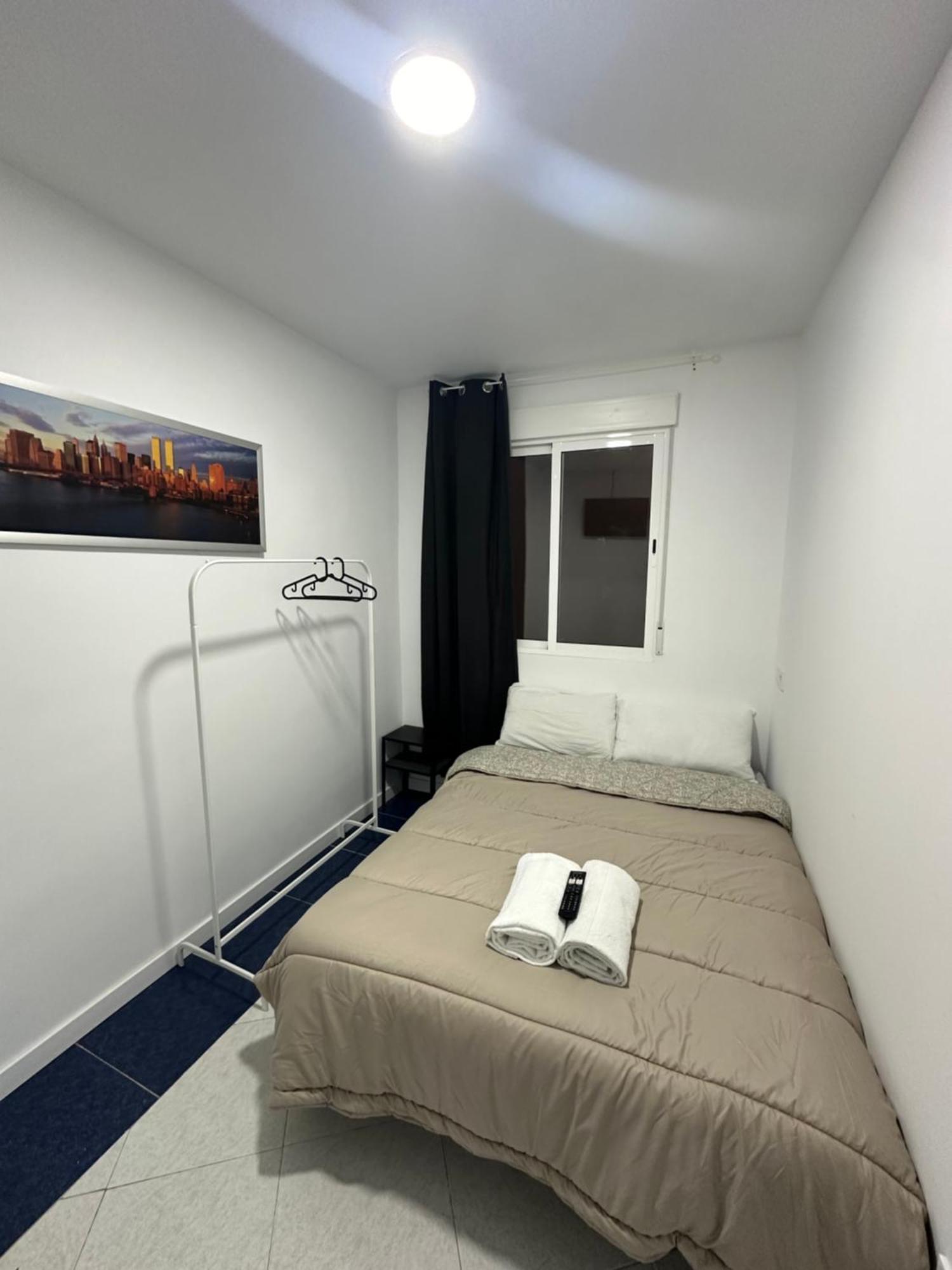 Rooms Mediavilla Мадрид Экстерьер фото