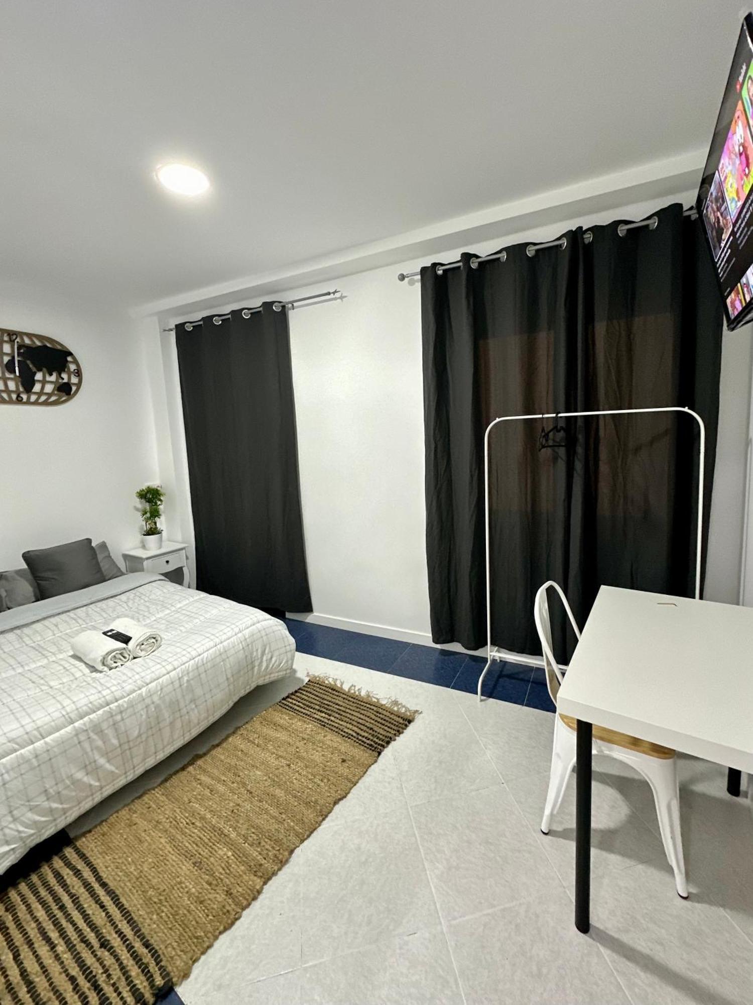 Rooms Mediavilla Мадрид Экстерьер фото