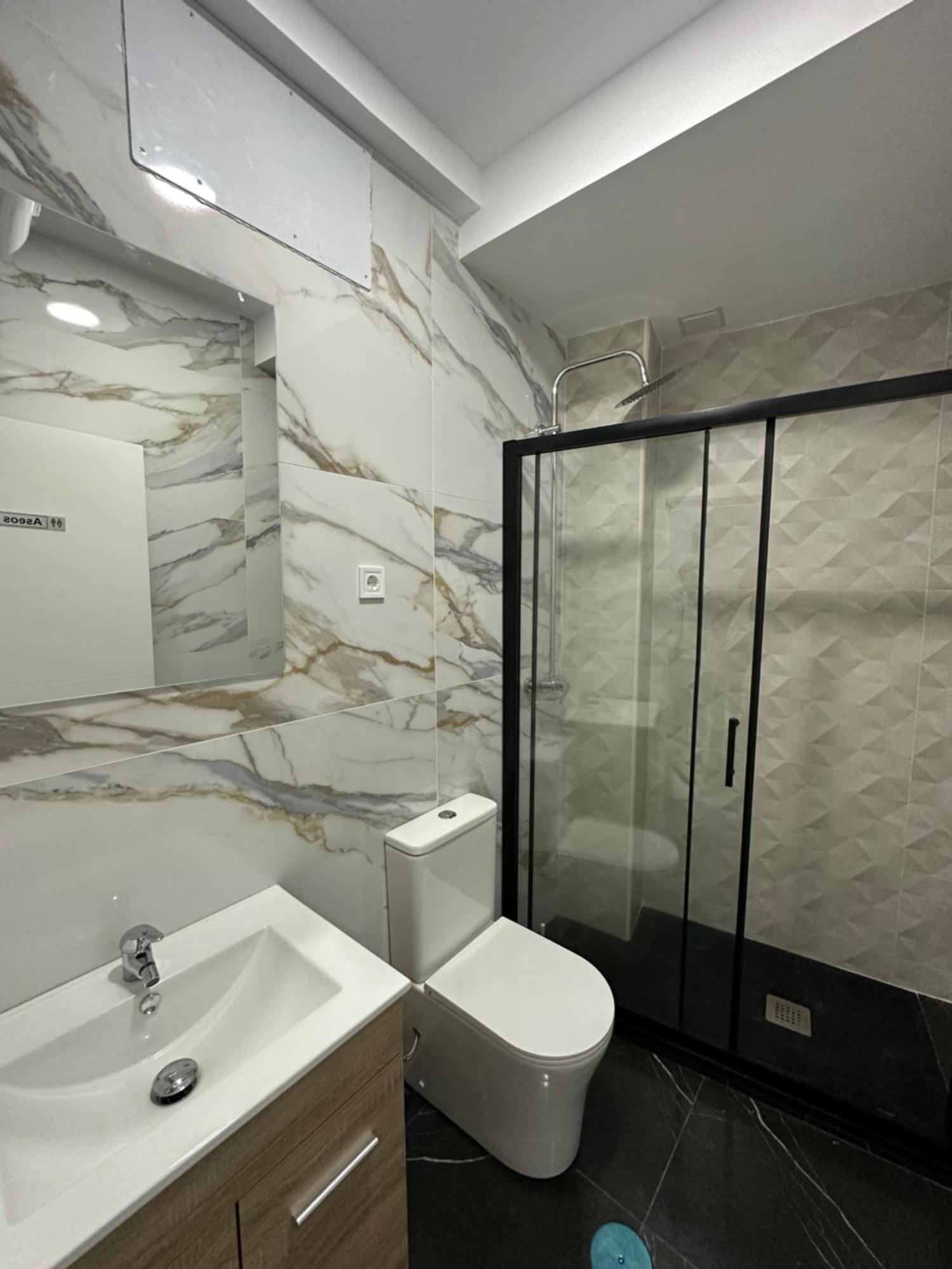 Rooms Mediavilla Мадрид Экстерьер фото